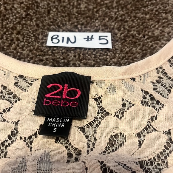 2/$30 Small lace tank. - Picture 2 of 5